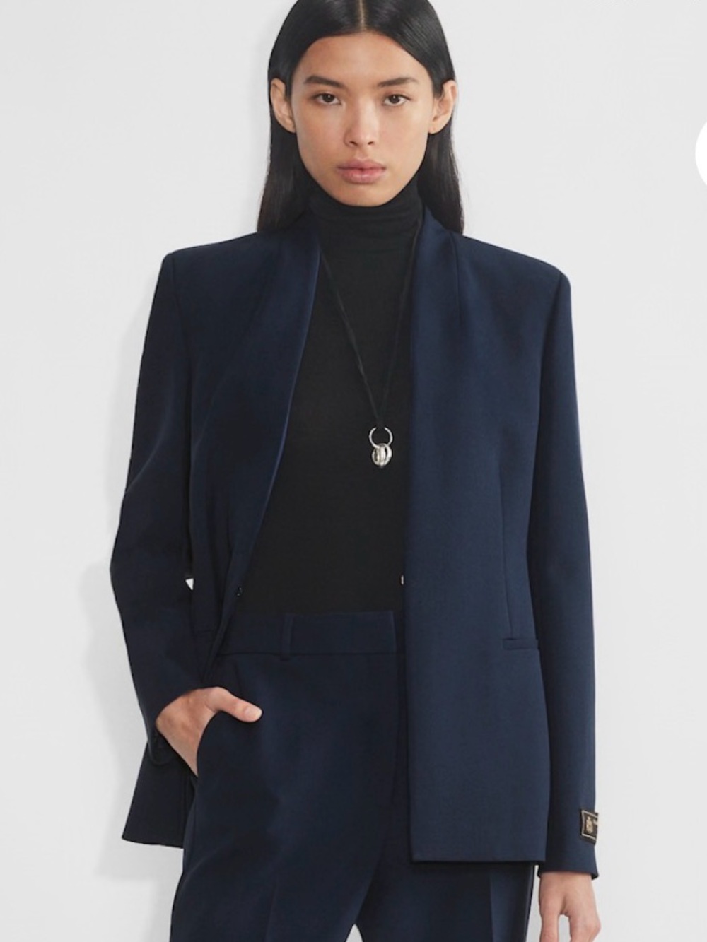 Aritzia Commerce Blazer